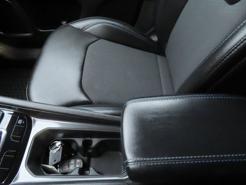 Used 2022 Jeep Compass Latitude w/ Convenience Group image 36