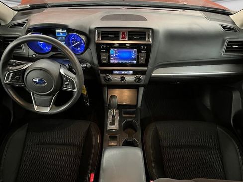 Used 2019 Subaru Outback 2.5i AWD/4WD image 10