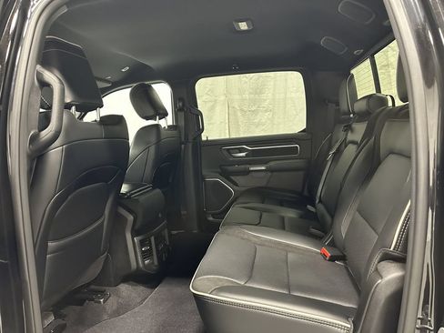 Used 2025 RAM 1500 Laramie AWD/4WD image 40