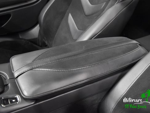 Used 2019 Aston Martin DBS Superleggera image 32