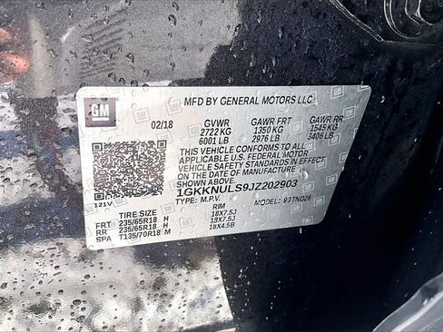 Used 2018 GMC Acadia SLT image 33