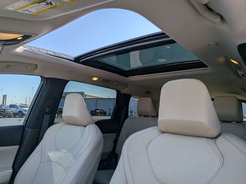 Used 2025 INFINITI QX60 Pure image 24