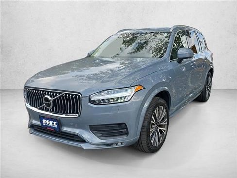 Used 2022 Volvo XC90 T5 Momentum w/ Climate Package image 1