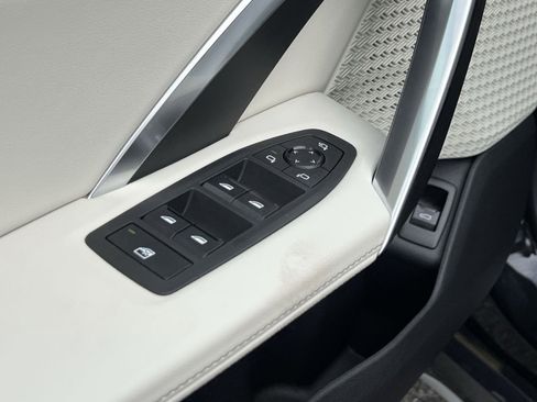 New 2026 BMW X1 xDrive28i w/ Technology Package image 12