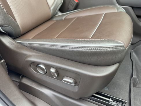 Used 2024 GMC Sierra 1500 Denali w/ Technology Package image 17