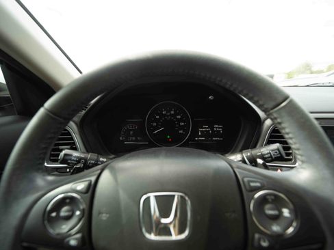 Used 2022 Honda HR-V EX-L image 15