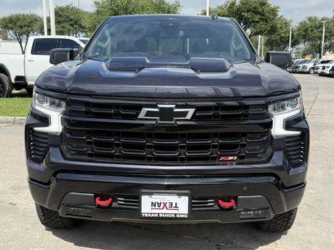 Used 2023 Chevrolet Silverado 1500 LT Trail Boss w/ Convenience Package II AWD/4WD image 10
