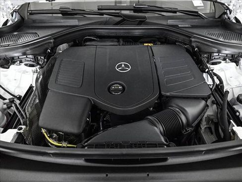 Used 2026 Mercedes-Benz GLC 300 4MATIC image 25