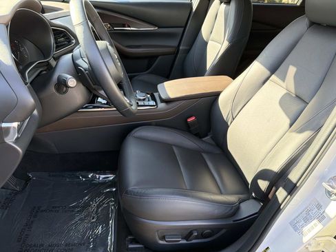 Certified 2025 MAZDA CX-30 AWD 2.5 S w/ Premium Package image 21