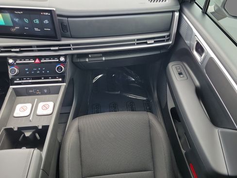 New 2026 Hyundai Santa Fe SE FWD image 13