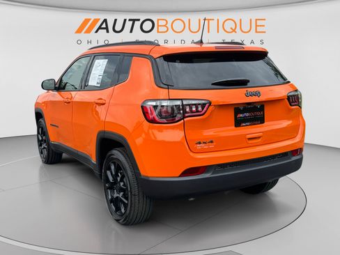 Used 2026 Jeep Compass Latitude AWD/4WD image 3