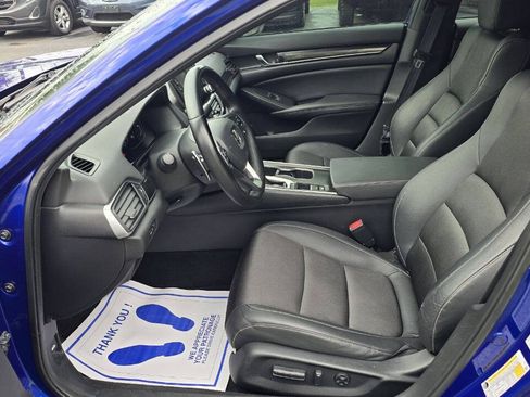Used 2019 Honda Accord Sport image 10