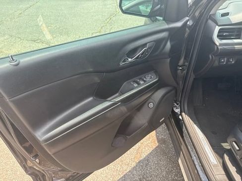 Used 2018 GMC Acadia SLT FWD image 36