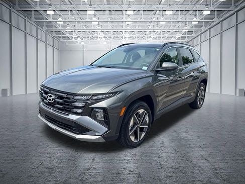 Certified 2025 Hyundai Tucson SEL AWD/4WD image 3
