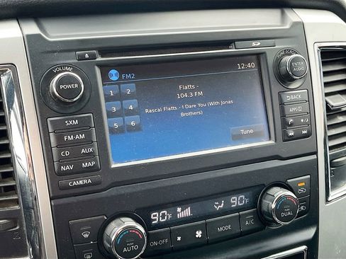 Used 2018 Nissan Titan PRO-4X w/ Pro-4x Convenience Package AWD/4WD image 15