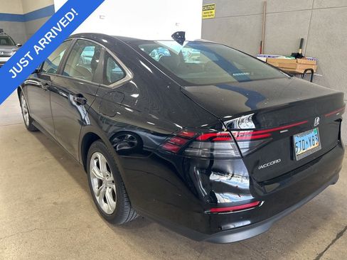 Used 2023 Honda Accord LX image 4