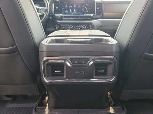Used 2025 Chevrolet Silverado 3500 High Country w/ High Country Premium Package AWD/4WD image 35