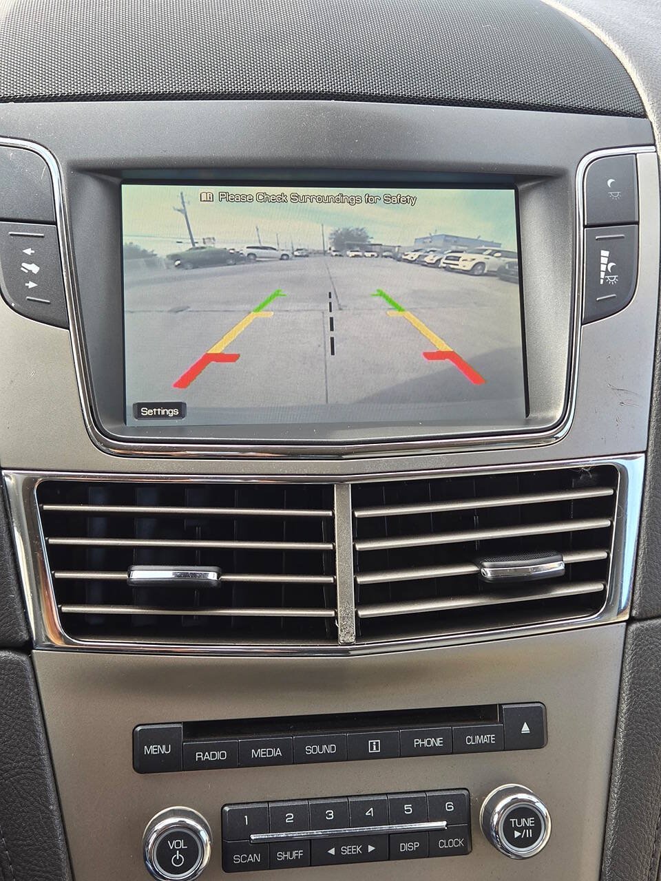 Used 2012 Lincoln MKT AWD image 10
