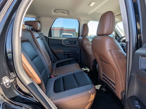 Used 2024 Ford Bronco Sport Outer Banks image 15