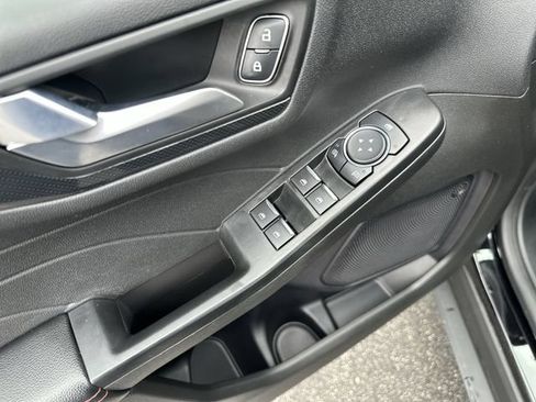 Used 2023 Ford Escape ST-Line w/ Tech Pack #1 AWD/4WD image 17