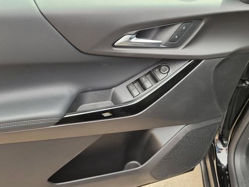 New 2026 Chevrolet Equinox LT w/ Midnight Edition AWD/4WD image 13