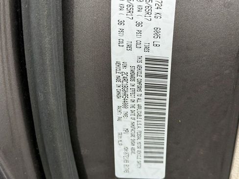 Used 2017 Chrysler Pacifica Touring-L image 35