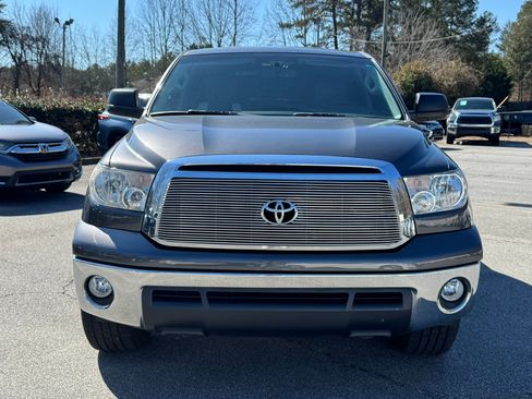 Used 2013 Toyota Tundra 4x4 CrewMax image 2
