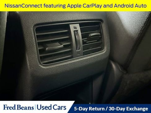 Used 2022 Nissan Rogue S image 24