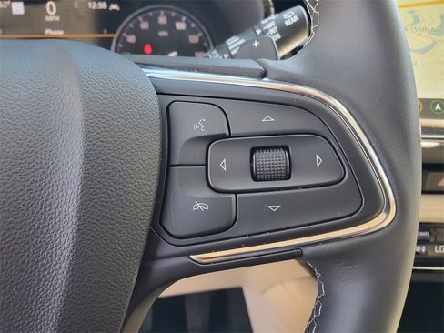 Used 2022 Buick Envision Avenir w/ Technology Package II image 26