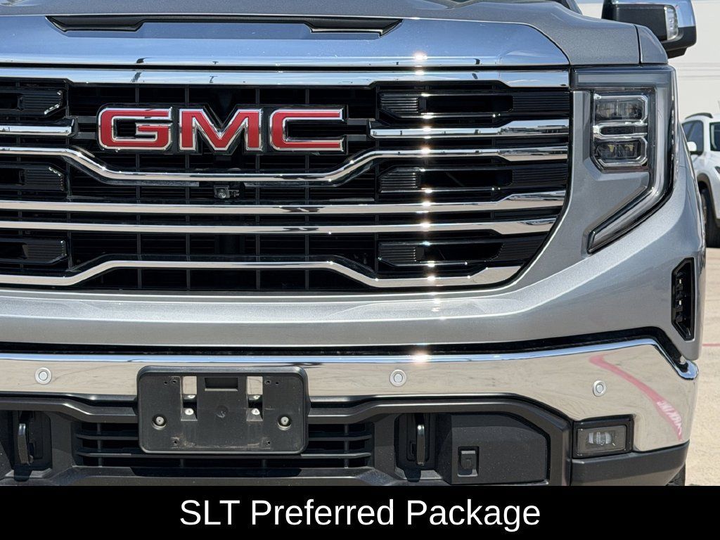Used 2024 GMC Sierra 1500 SLT w/ SLT Convenience Package AWD/4WD image 4