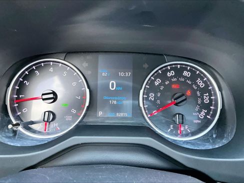 Used 2020 Toyota RAV4 XLE w/ XLE Grade Weather Package image 24