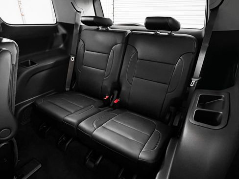 Used 2021 GMC Acadia SLT w/ Elevation Edition image 20