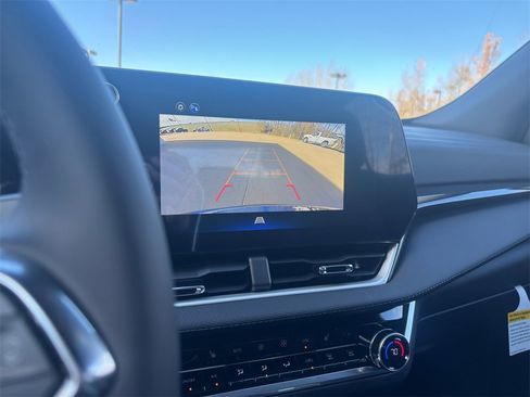 New 2026 Chevrolet Equinox LT w/ Convenience Package II image 27