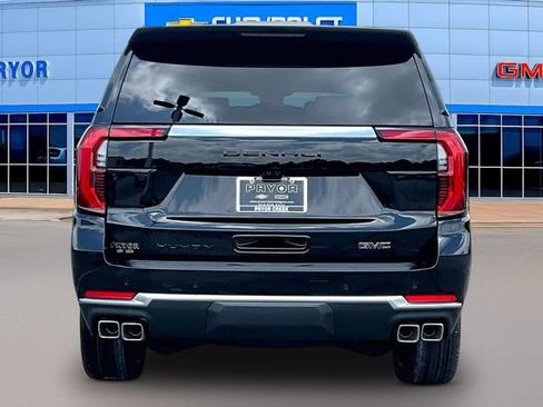New 2026 GMC Yukon Denali w/ Denali Reserve Package AWD/4WD image 4