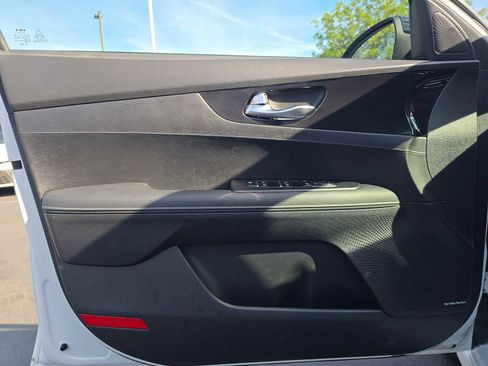 Used 2024 Kia Forte GT-Line w/ GT-Line Premium Package image 21