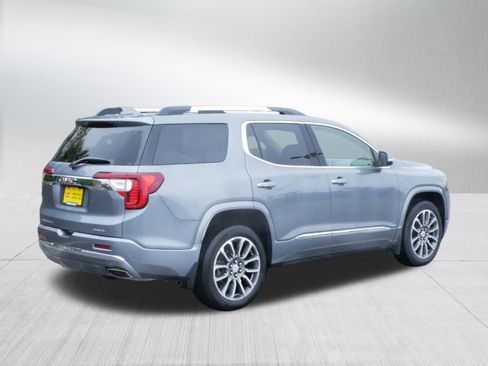 Used 2022 GMC Acadia Denali w/ Denali Ultimate Package image 7