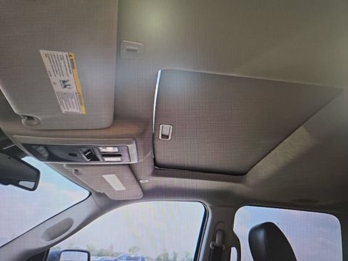 Used 2018 RAM 1500 Sport w/ Sport Premium Group AWD/4WD image 12