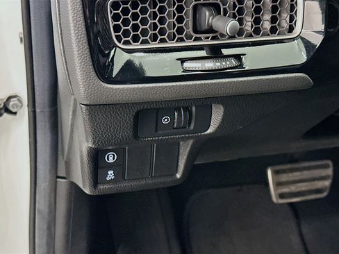 Used 2024 Honda Civic Sport image 17