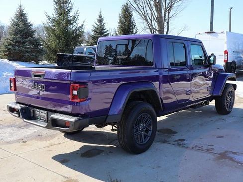New 2026 Jeep Gladiator Sport image 31
