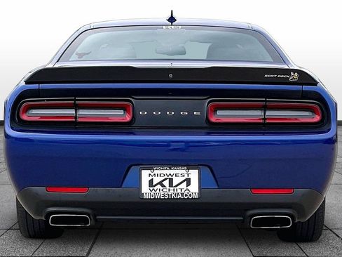 Used 2021 Dodge Challenger R/T Scat Pack RWD image 4