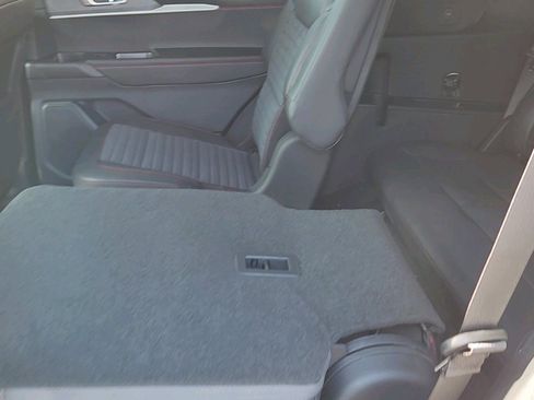 New 2025 Ford Explorer ST-Line image 21