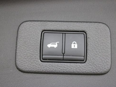 Used 2023 Nissan Armada SL RWD image 34