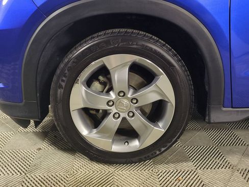 Used 2018 Honda HR-V LX image 11