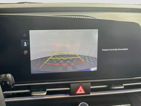 Used 2025 Hyundai Elantra SEL FWD image 22
