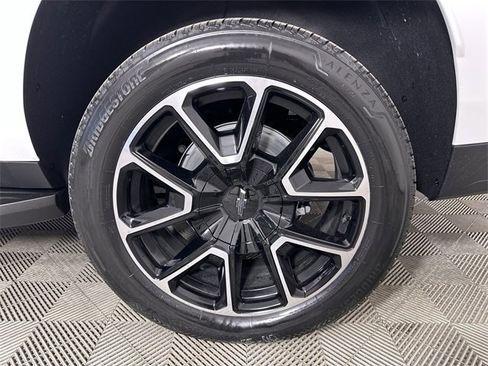 New 2026 Chevrolet Suburban RST w/ Comfort Package image 34