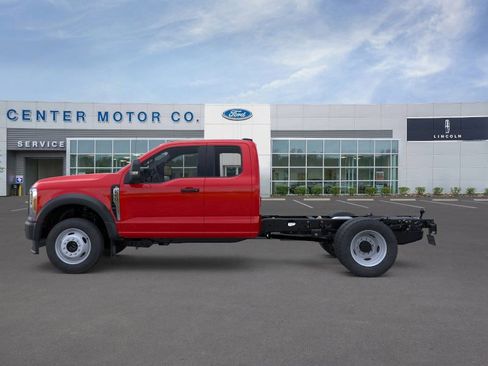 New 2025 Ford F550 4x4 Supercab Super Duty image 3