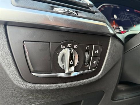 Used 2023 BMW X4 xDrive30i w/ M Sport Package image 14