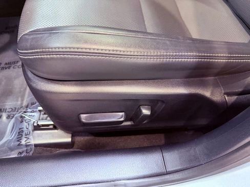 Used 2023 Lexus IS 300 w/ Comfort Package image 19