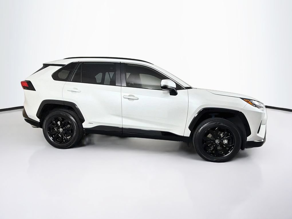 Used 2025 Toyota RAV4 SE w/ Weather Package AWD/4WD image 11