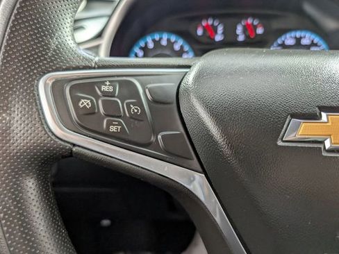 Used 2022 Chevrolet Malibu LT image 21